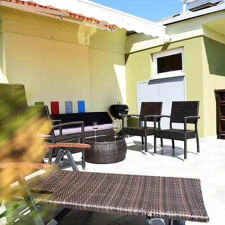 Rooftops Apartment